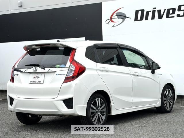 Honda FIT HYBRID 2015-06 7814852-3