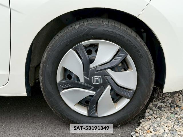 Honda FIT HYBRID 2015-06 7815512-5