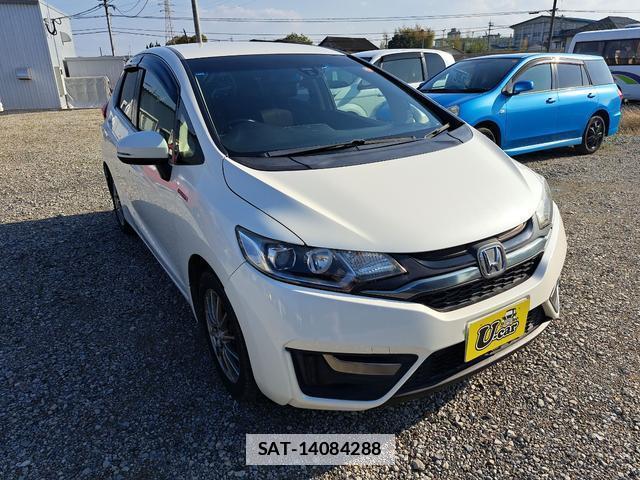 Honda FIT HYBRID 2014-12 7816357-13