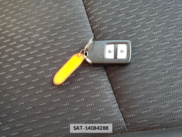 Honda FIT HYBRID 2014-12 7816357-6