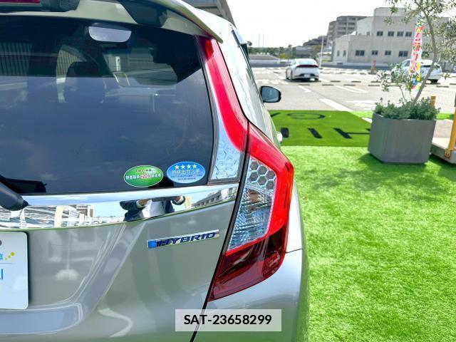 Honda FIT HYBRID 2013-12 7816463-19