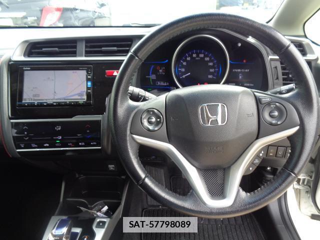 Honda FIT HYBRID 2016-03 7817116-2