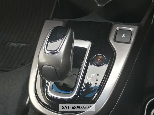 Honda FIT HYBRID 2017-06 7819975-11