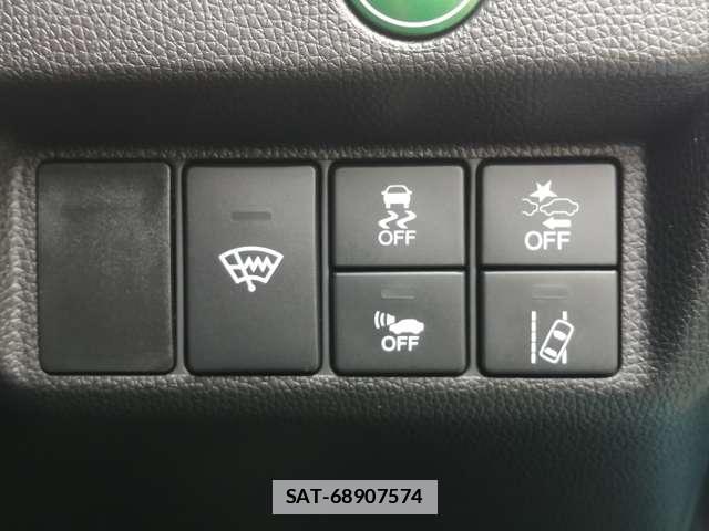 Honda FIT HYBRID 2017-06 7819975-6