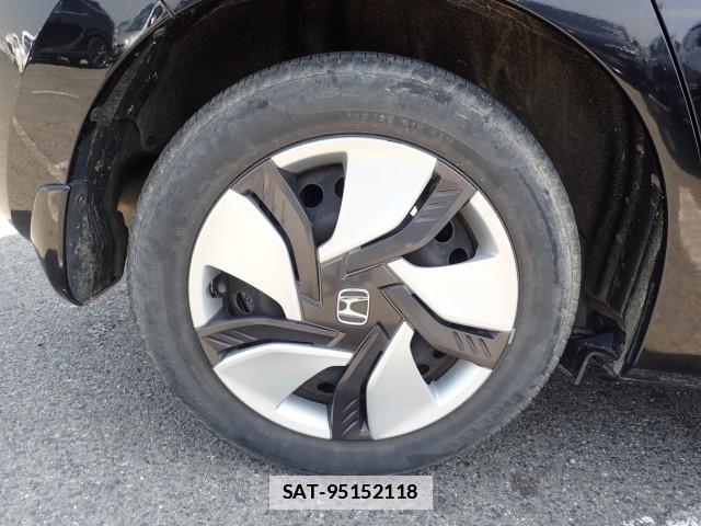 Honda FIT HYBRID 2015-03 7820210-18
