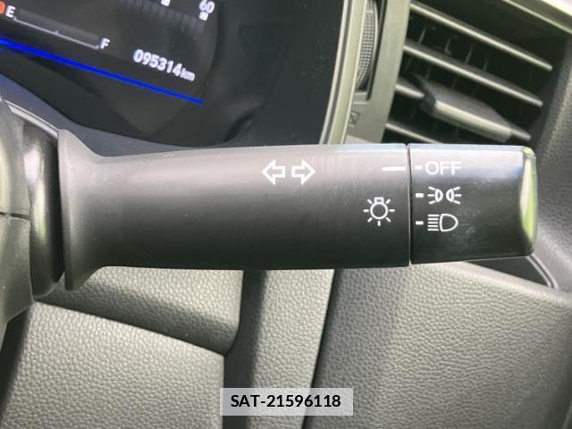 Honda FIT HYBRID 2013-12 7821286-14
