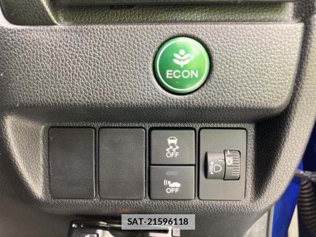 Honda FIT HYBRID 2013-12 7821286-17
