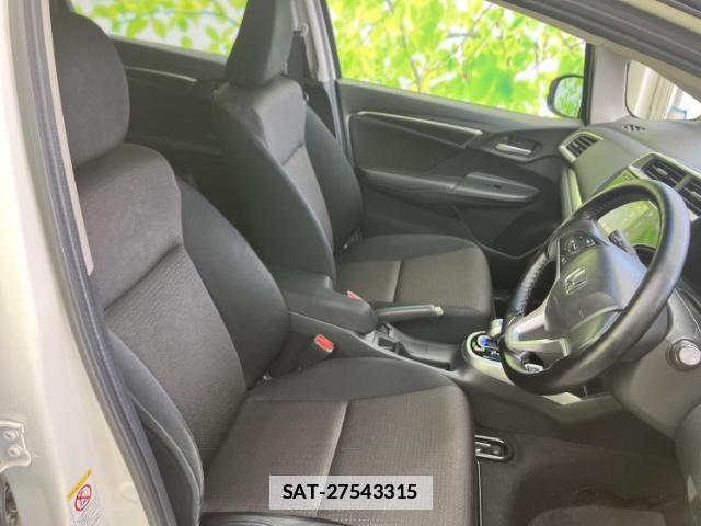 Honda FIT HYBRID 2014-01 7821850-4