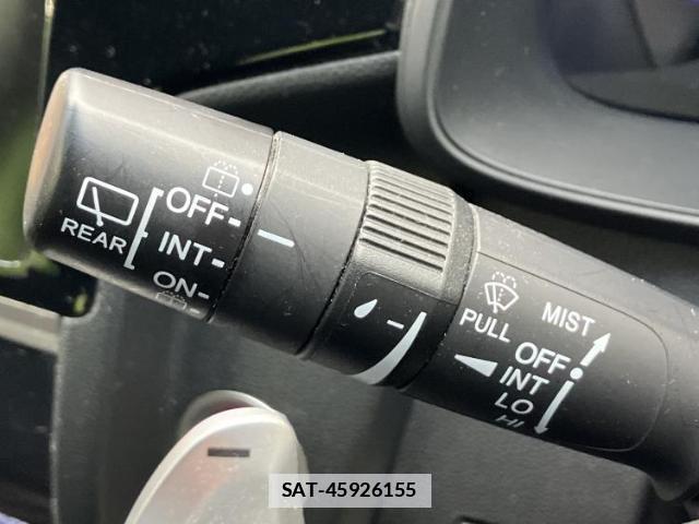 Honda FIT HYBRID 2015-05 7822569-16