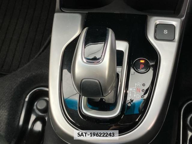 Honda FIT HYBRID 2017-08 7822607-17