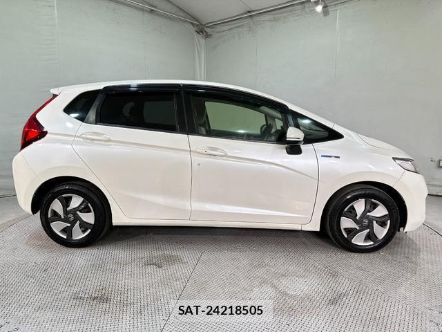 Honda FIT HYBRID 2014-01 7823244-12