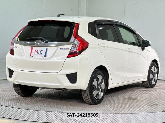 Honda FIT HYBRID 2014-01 7823244-13