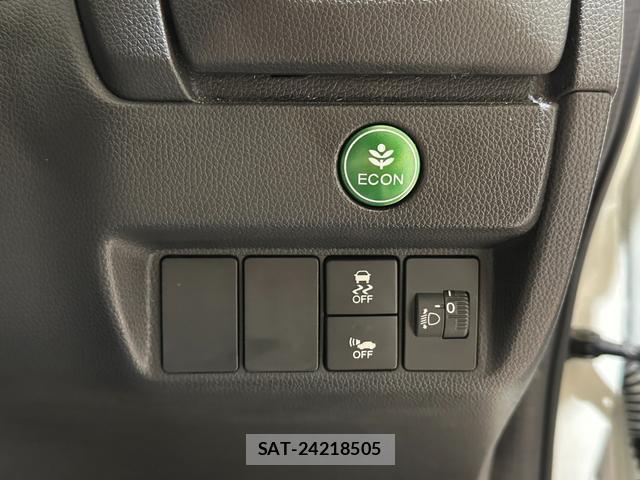 Honda FIT HYBRID 2014-01 7823244-4