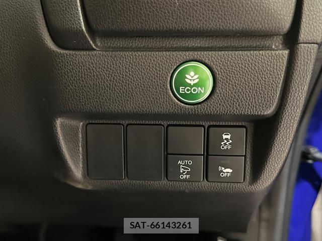 Honda FIT HYBRID 2015 7823318-8