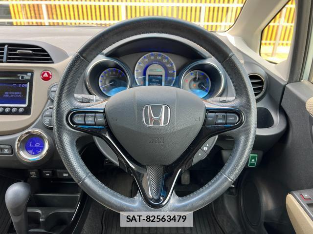 Honda FIT SHUTTLE HYBRID 2013-03 7813817-3