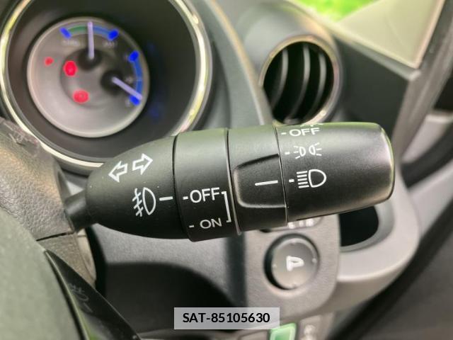 Honda FIT SHUTTLE HYBRID 2013-06 7821706-15