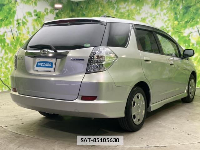 Honda FIT SHUTTLE HYBRID 2013-06 7821706-2