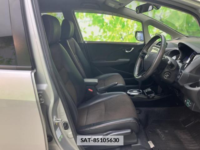 Honda FIT SHUTTLE HYBRID 2013-06 7821706-3