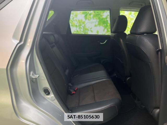 Honda FIT SHUTTLE HYBRID 2013-06 7821706-4