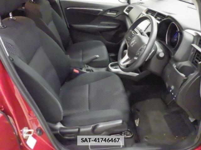 Honda FIT 2018-01 7811406-3