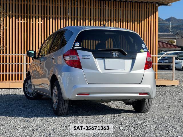 Honda FIT 2012-06 7813797-1