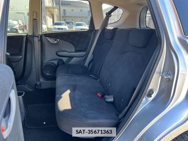 Honda FIT 2012-06 7813797-16