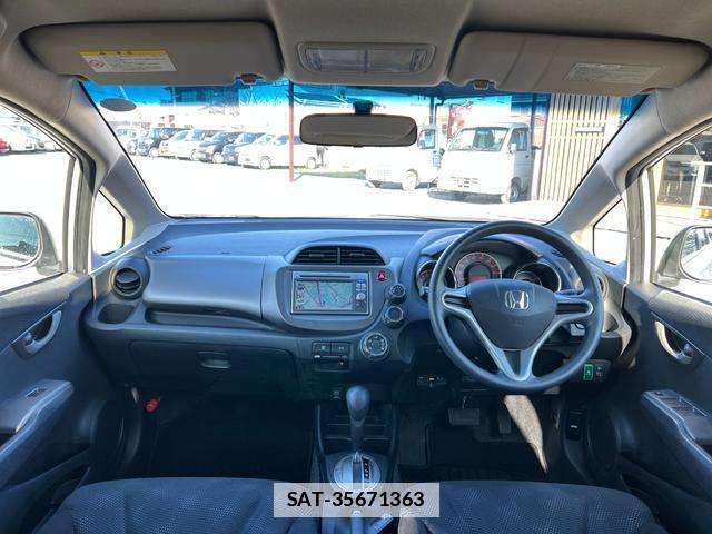 Honda FIT 2012-06 7813797-2