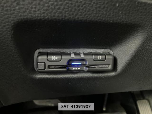 Honda FIT 2021-04 7816329-17