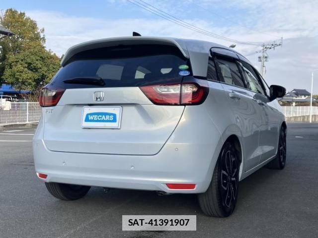Honda FIT 2021-04 7816329-2