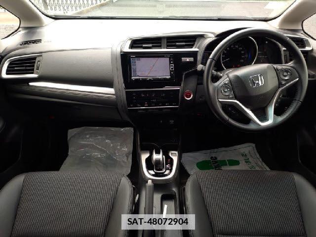 Honda FIT 2019-08 7820351-2