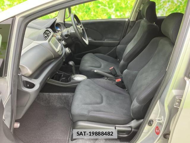 Honda FIT 2012-08 7821136-5