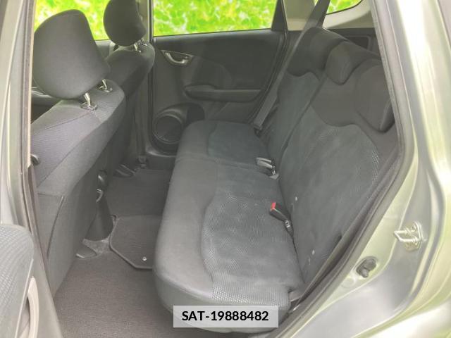 Honda FIT 2012-08 7821136-6