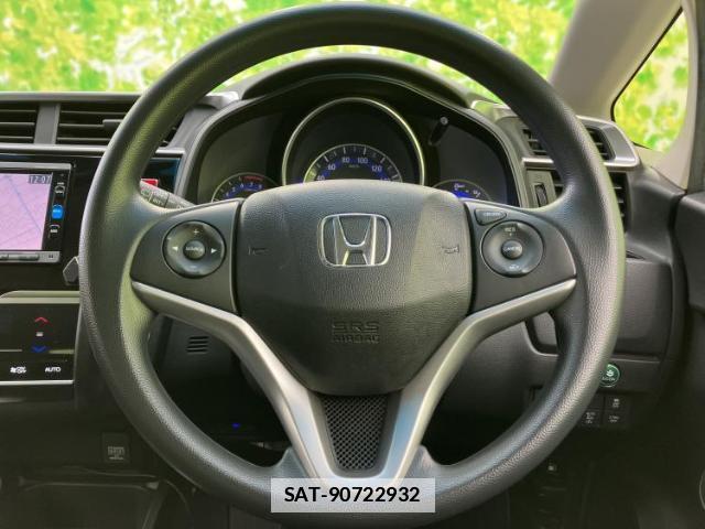 Honda FIT 2017-02 7821212-13