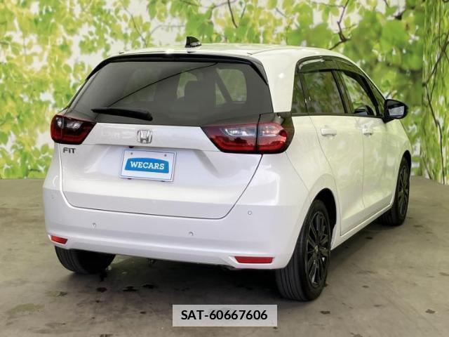 Honda FIT 2022-06 7821242-2