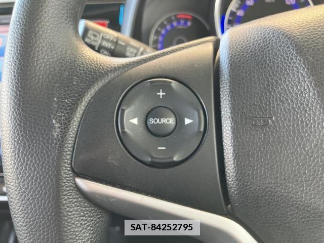 Honda FIT 2015-03 7822061-16