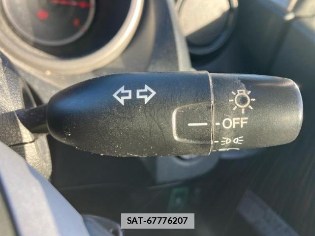 Honda FIT 2011-08 7822151-14