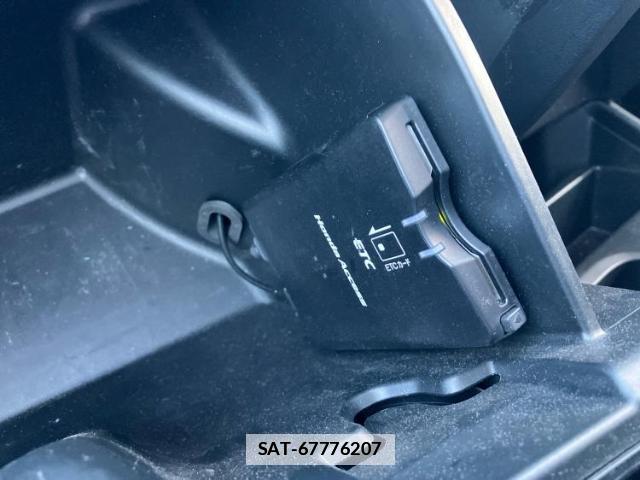 Honda FIT 2011-08 7822151-17