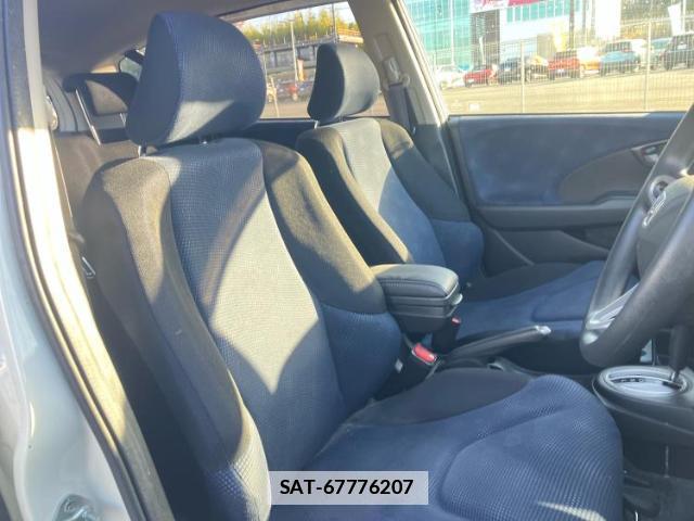 Honda FIT 2011-08 7822151-3