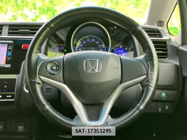 Honda FIT 2017-04 7822195-15