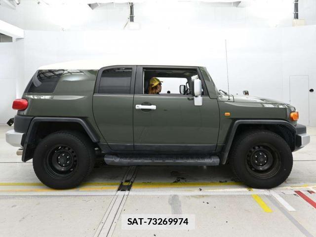 Toyota FJ CRUISER 2013-11 7811373-3