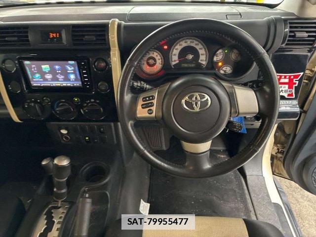 Toyota FJ CRUISER 2017-12 7811456-2