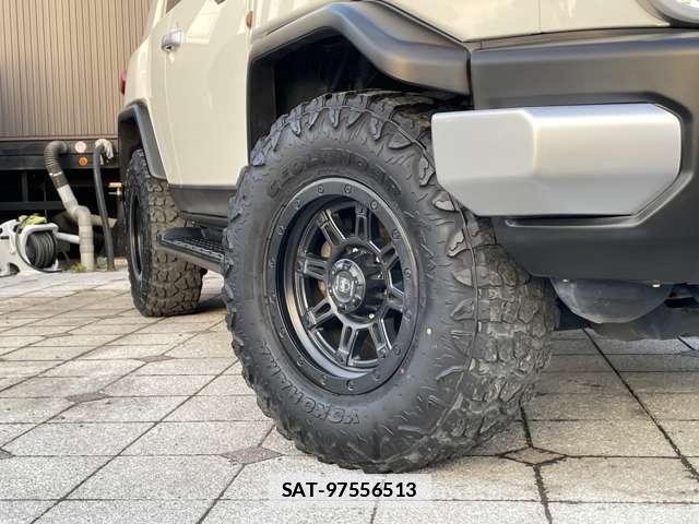 Toyota FJ CRUISER 2013-08 7811816-11