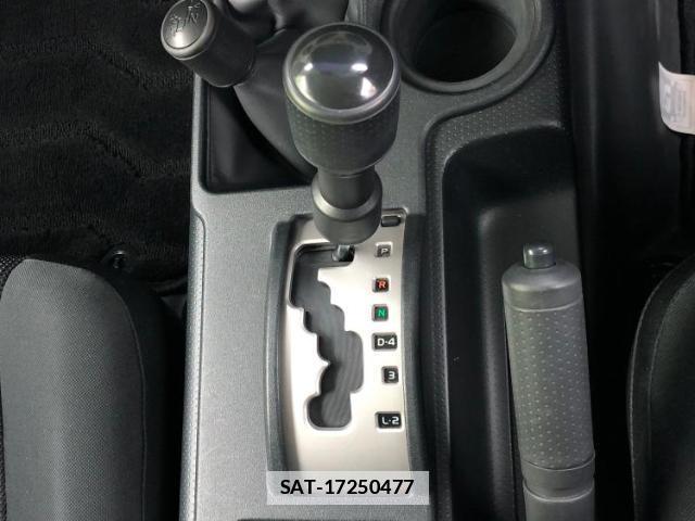 Toyota FJ CRUISER 2013-10 7813628-12