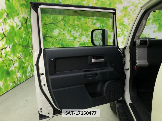 Toyota FJ CRUISER 2013-10 7813628-7
