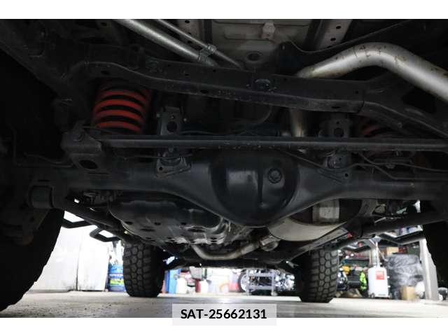 Toyota FJ CRUISER 2012-07 7817010-7