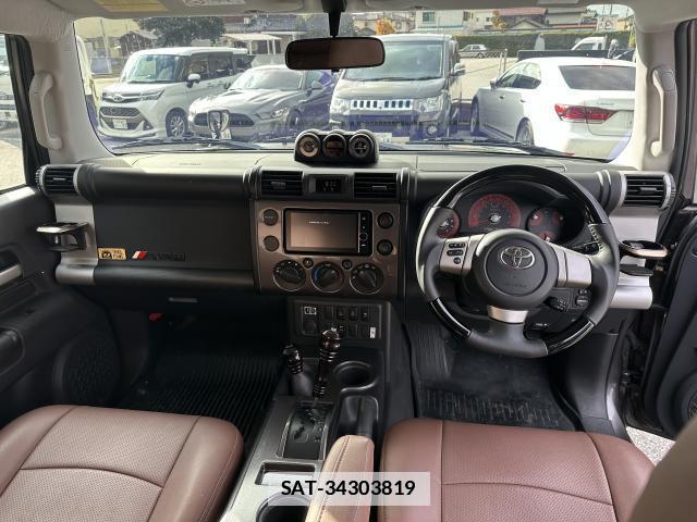 Toyota FJ CRUISER 2012-11 7817875-6