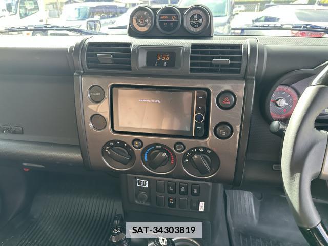 Toyota FJ CRUISER 2012-11 7817875-7