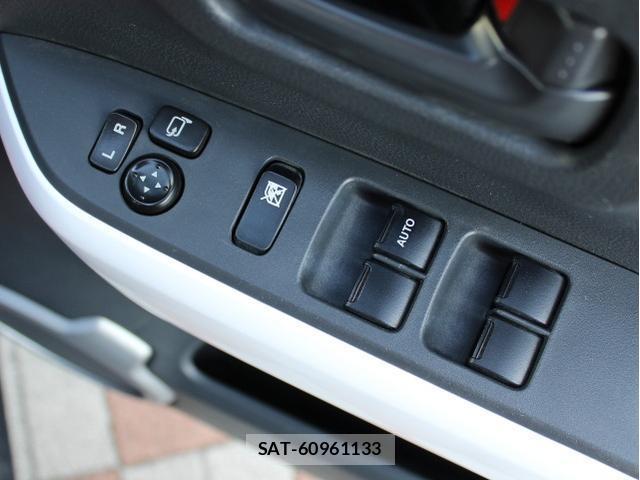 Mazda FLAIR CROSSOVER 2015-01 7823043-12