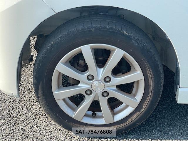 Mazda FLAIR 2013-08 7811478-3