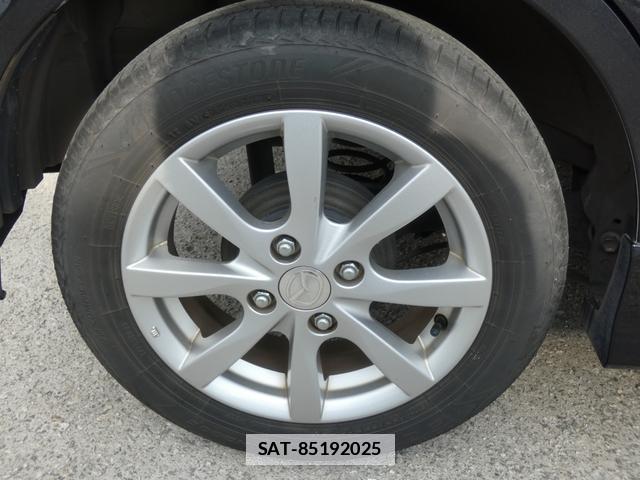 Mazda FLAIR 2017-06 7811975-16
